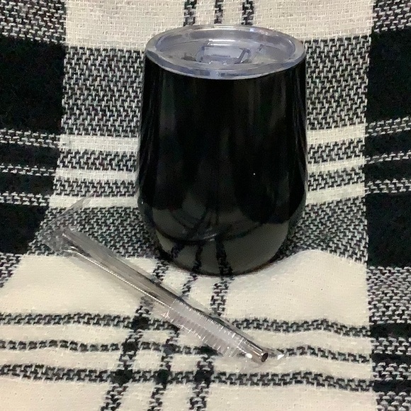 Team bride black insulated wine tumbler - Picture 2 of 7